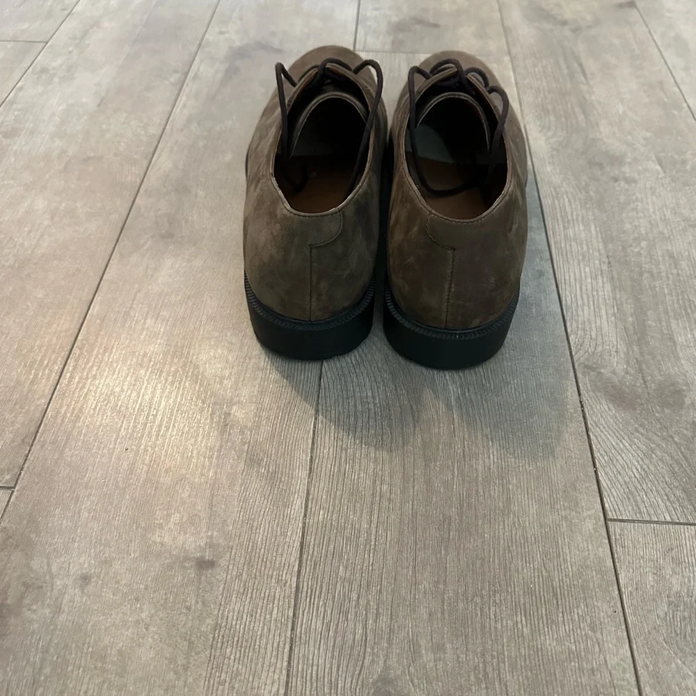 Trader Bay brown genuine